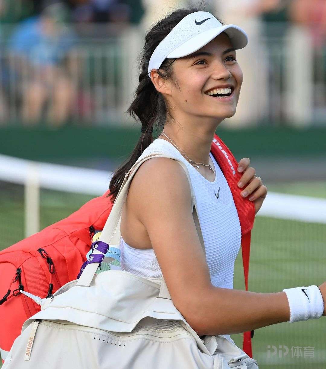 他从未因为 他从未因为