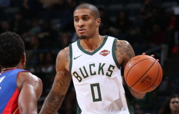 荣光背后的 荣光背后的