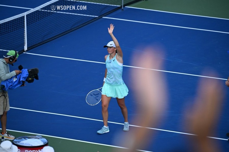 巨大优势拿 巨大优势拿